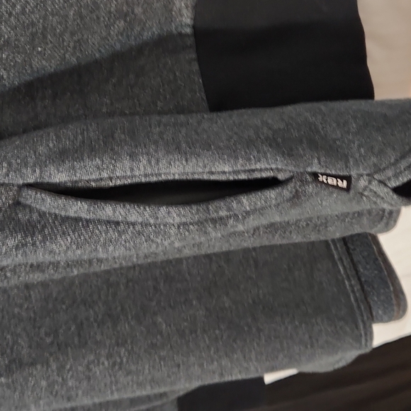 RBX MEN'S  SWEATER GRAY LOGO SPELLED OUT HOODIE HOODED PULLOVER MEDIUM - Picture 7 of 10